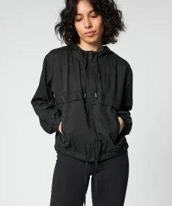 Girlfriend Collective Allie Hooded Windbreaker - Black