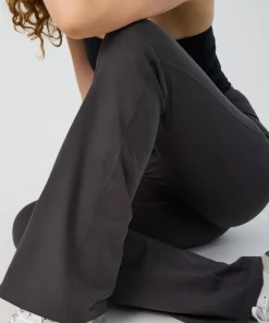 Girlfriend Collective Compressive Flare Legging - Moon