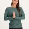 Urban Goddess Budhi Long Sleeve Yoga Top - Forest