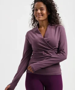 Urban Goddess Ishtar Long Sleeve Yoga Top - Berry