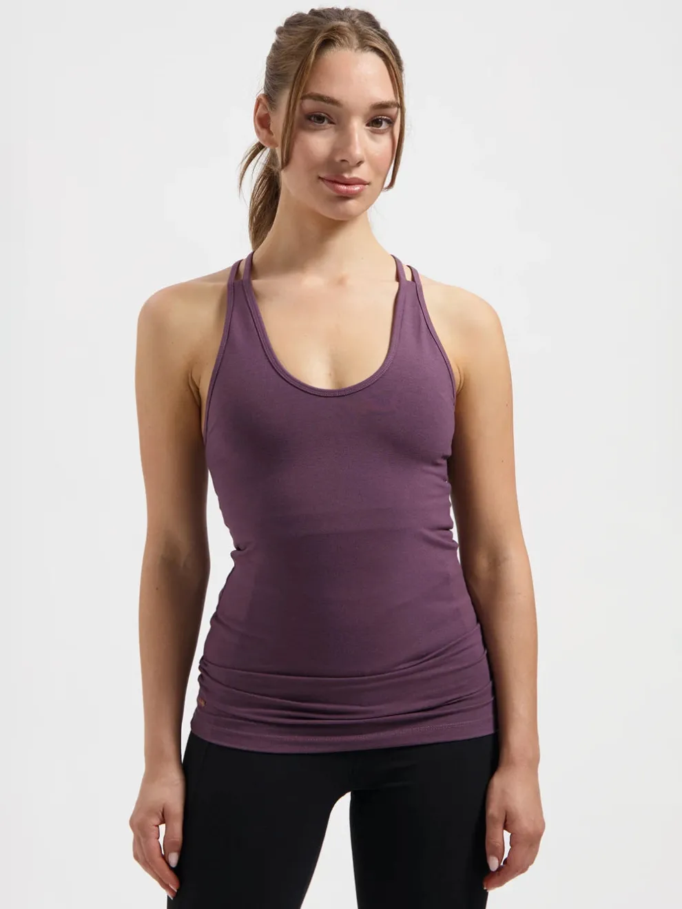 Urban Goddess Lyrais Yoga Tank - Berry
