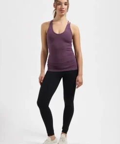 Urban Goddess Lyrais Yoga Tank - Berry