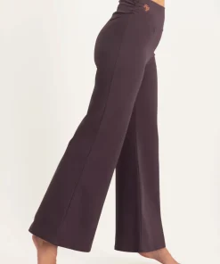 Urban Goddess Maeve Wide Leg Yoga Pants - Berry