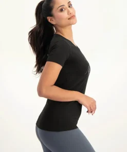 Urban Goddess Namaste Core Yoga Tee - Onyx Black