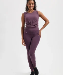 Urban Goddess Veyra Knot Yoga Tank - Berry