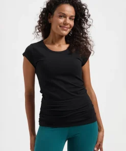 Urban Goddess Zefira Yoga Tee - Onyx Black