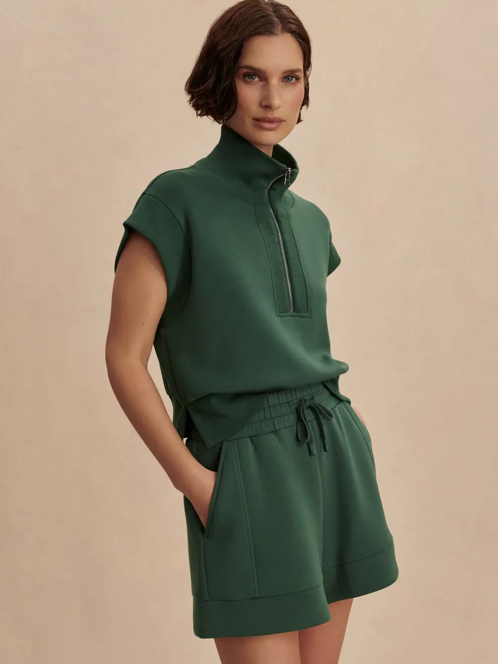 Varley Atrium High Rise Short 4.5 - Cilantro