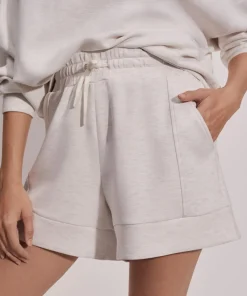 Varley Atrium High Rise Short 4.5" - Ivory Marl