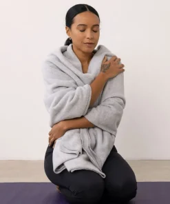 Yogamatters Cosy Fleece Yoga Blanket